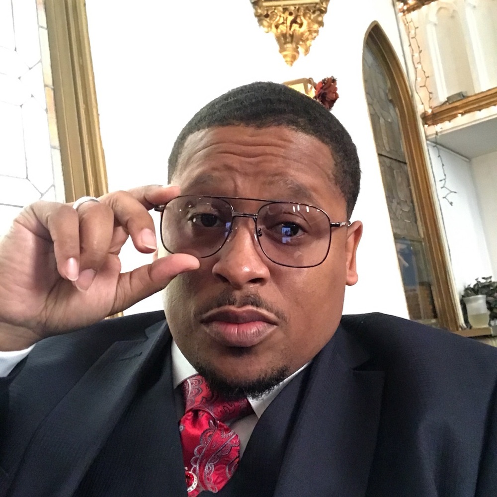 Meet your Posher, Robert